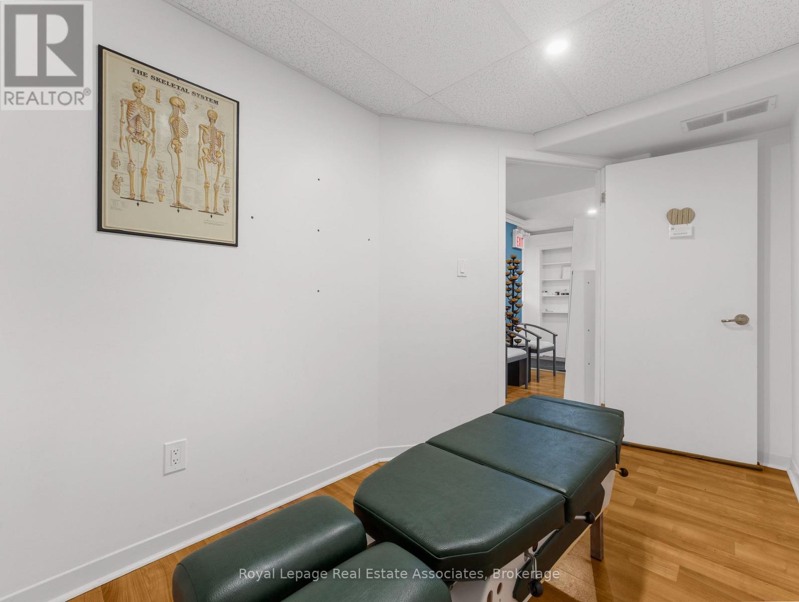189 Hughson Street S, Hamilton, Ontario  L8N 2B6 - Photo 21 - X12392551