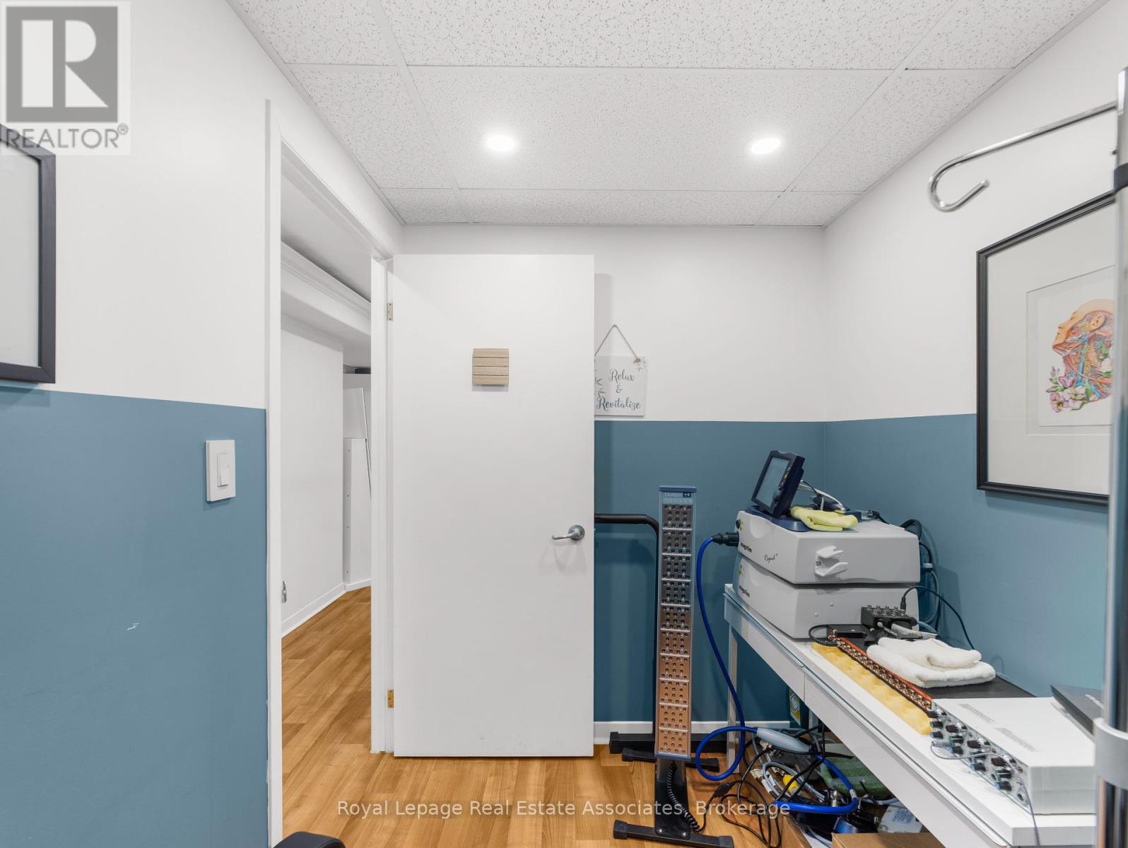189 Hughson Street S, Hamilton, Ontario  L8N 2B6 - Photo 22 - X12392551