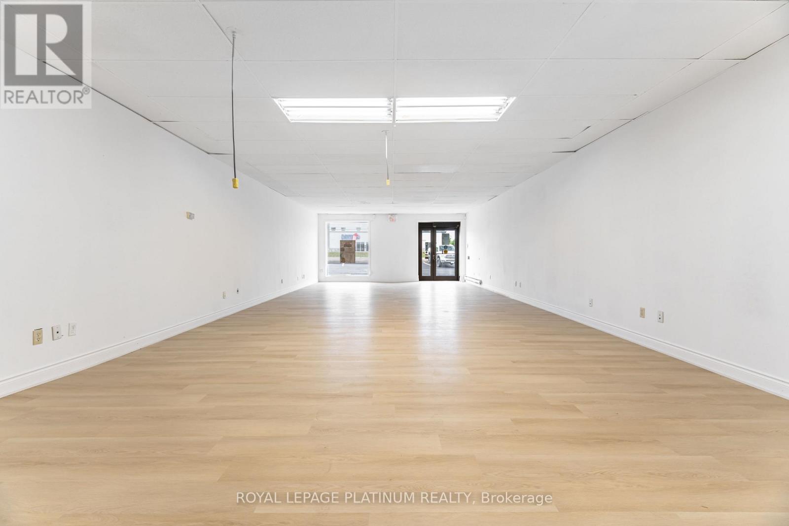 2 - 481 Dundas Street W, Belleville, Ontario  K8P 1B6 - Photo 14 - X12392555