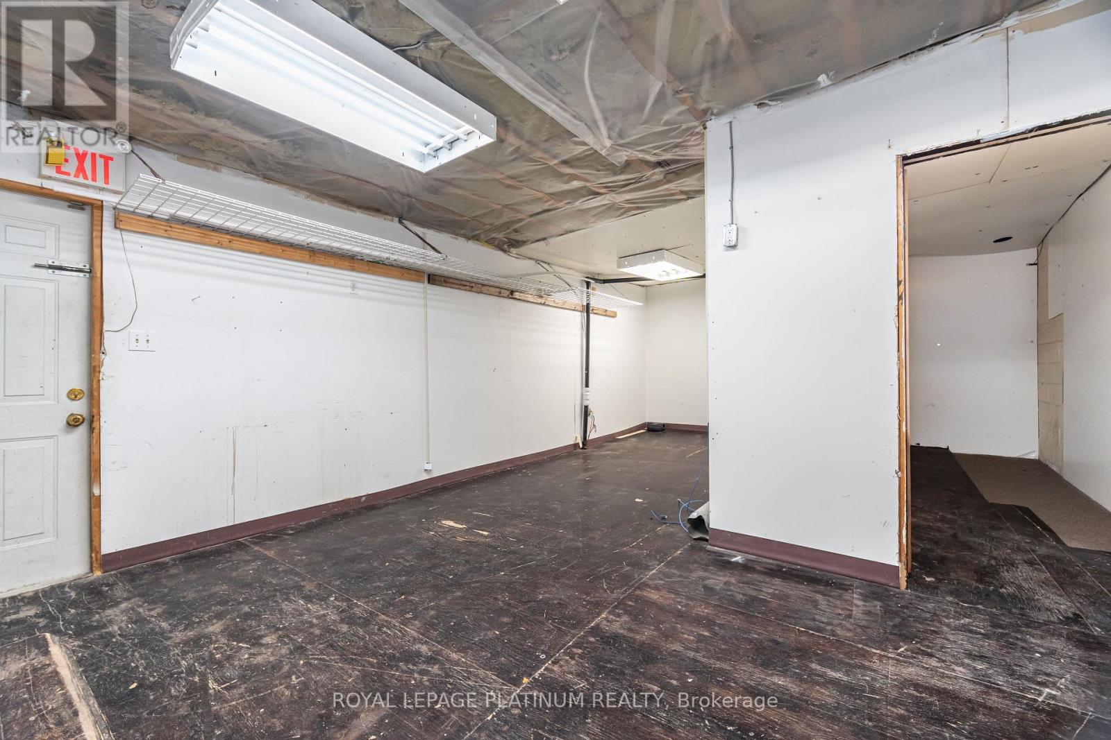 2 - 481 Dundas Street W, Belleville, Ontario  K8P 1B6 - Photo 18 - X12392555