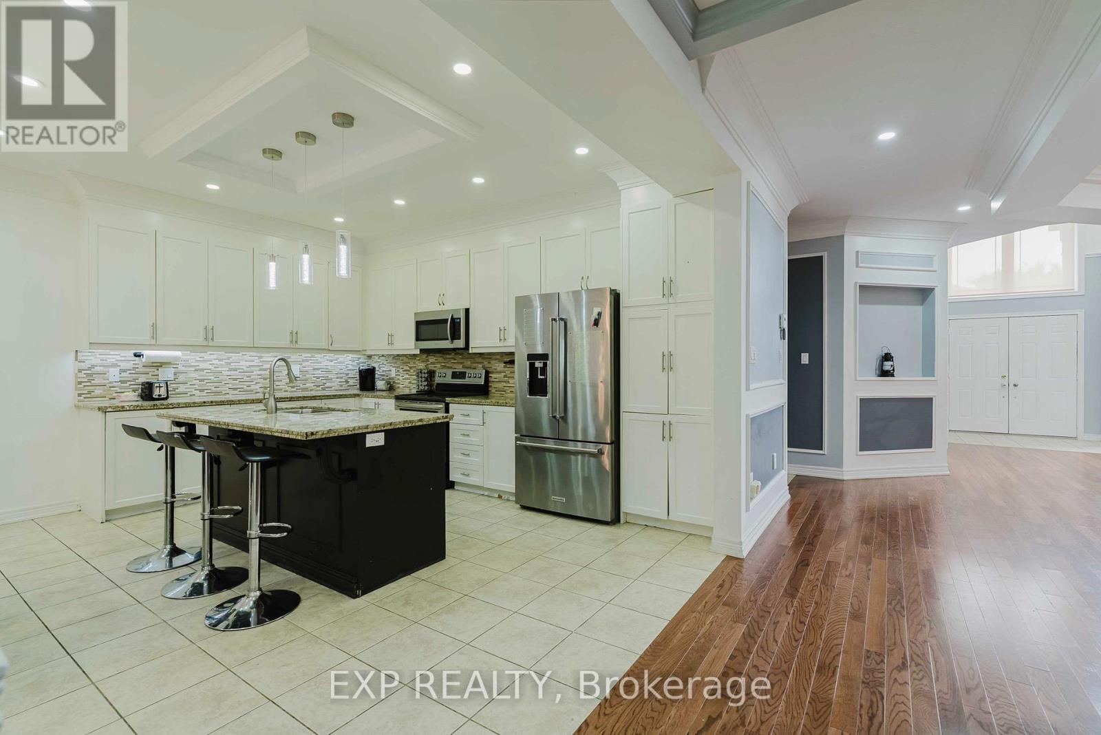 130 Kingsview Drive, Hamilton, Ontario  L8J 3X5 - Photo 16 - X12365626