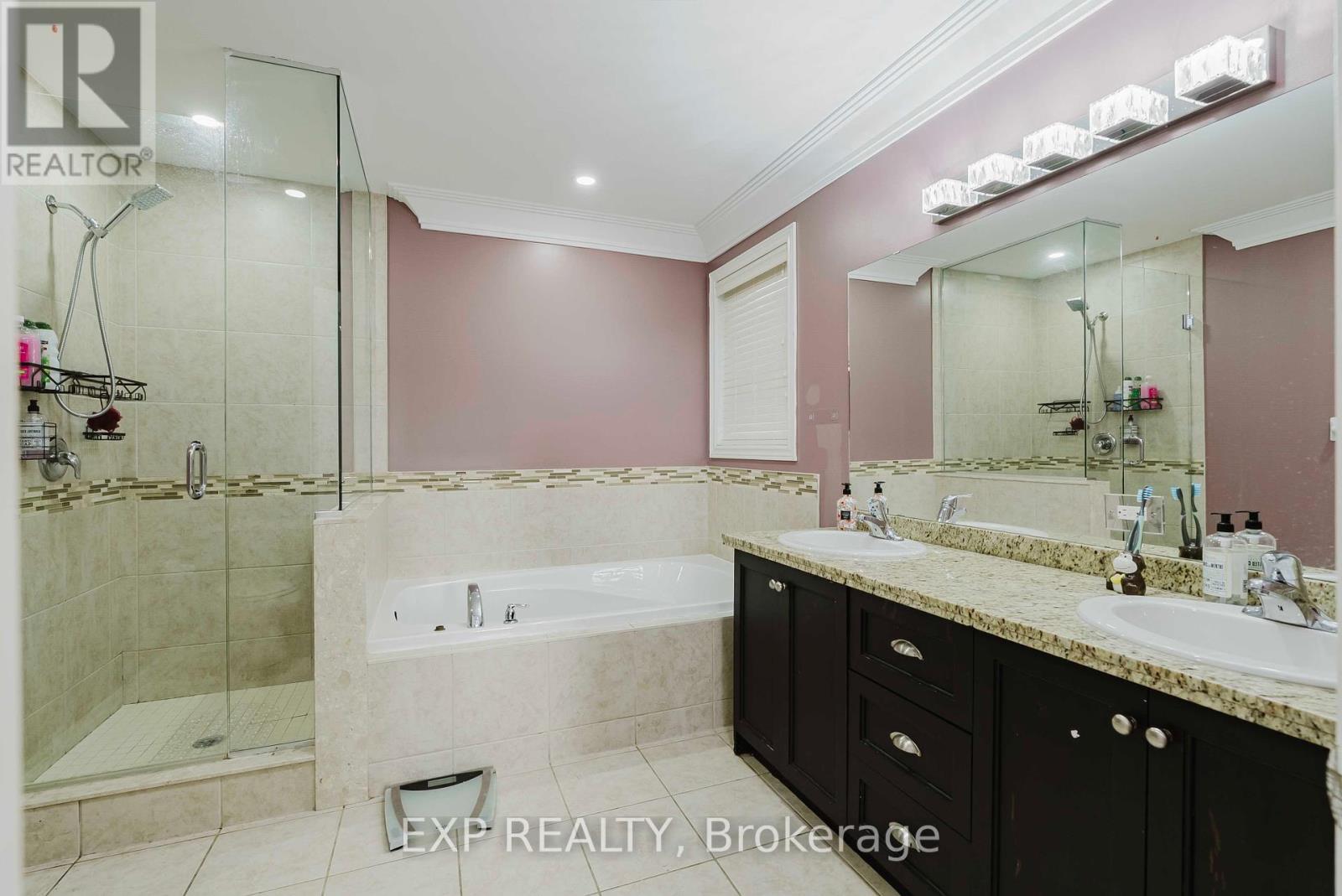 130 Kingsview Drive, Hamilton, Ontario  L8J 3X5 - Photo 29 - X12365626