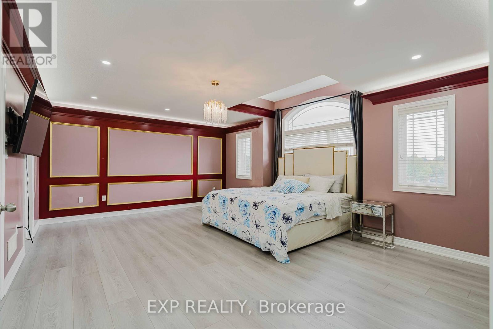 130 Kingsview Drive, Hamilton, Ontario  L8J 3X5 - Photo 25 - X12365626