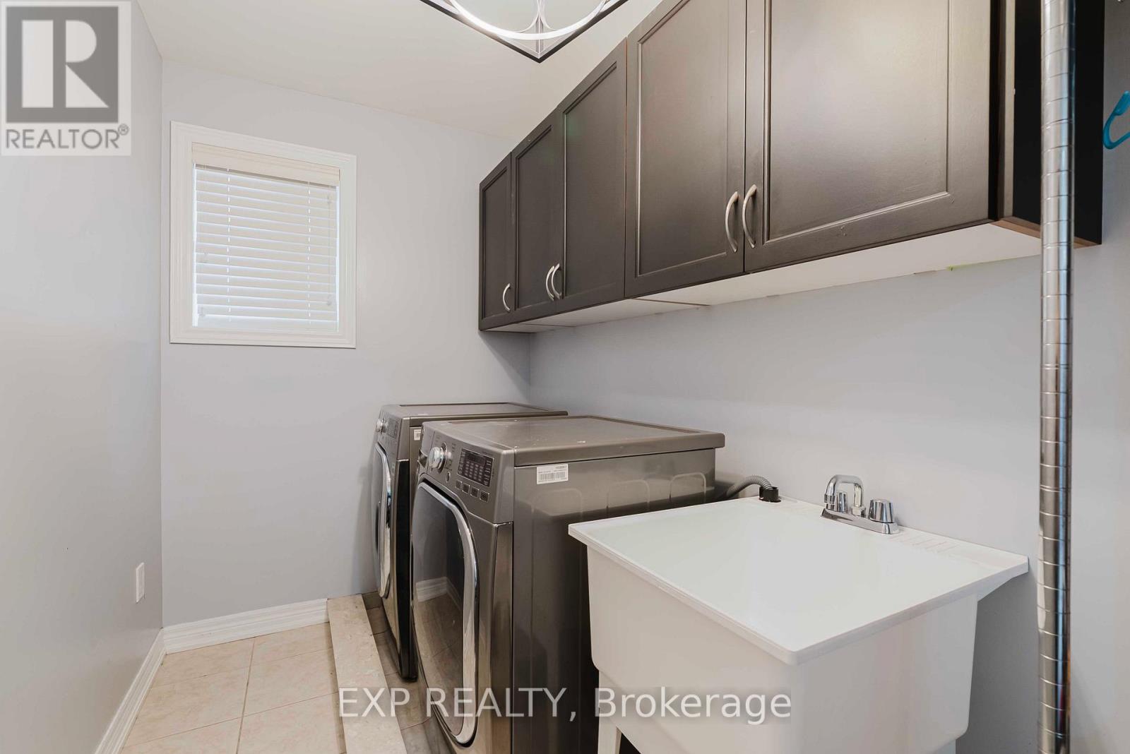 130 Kingsview Drive, Hamilton, Ontario  L8J 3X5 - Photo 41 - X12365626