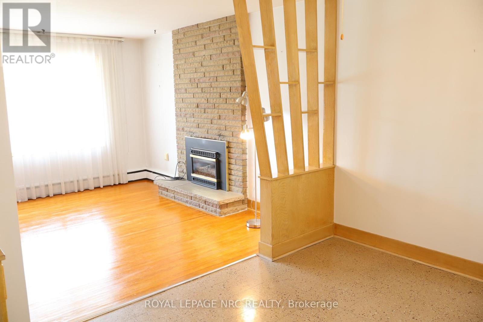 5881 Britannia Crescent N, Niagara Falls, Ontario  L2G 1C2 - Photo 12 - X12392171