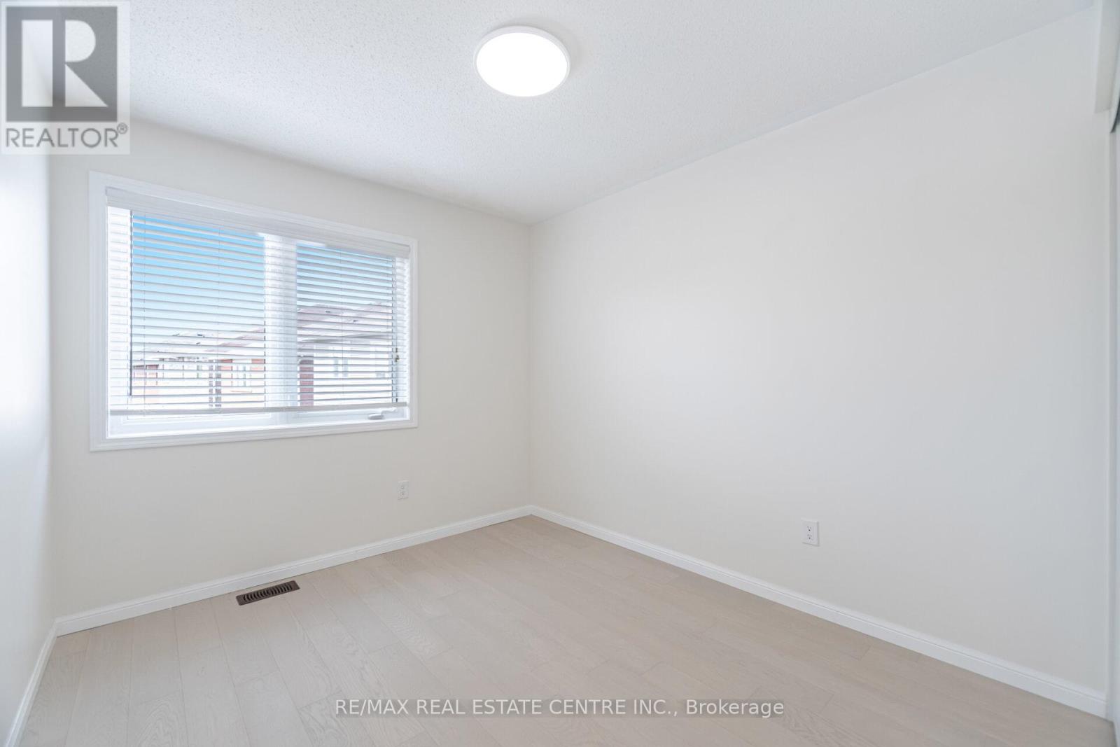 186 Gleave Terrace, Milton, Ontario  L9T 8N5 - Photo 25 - W12202195