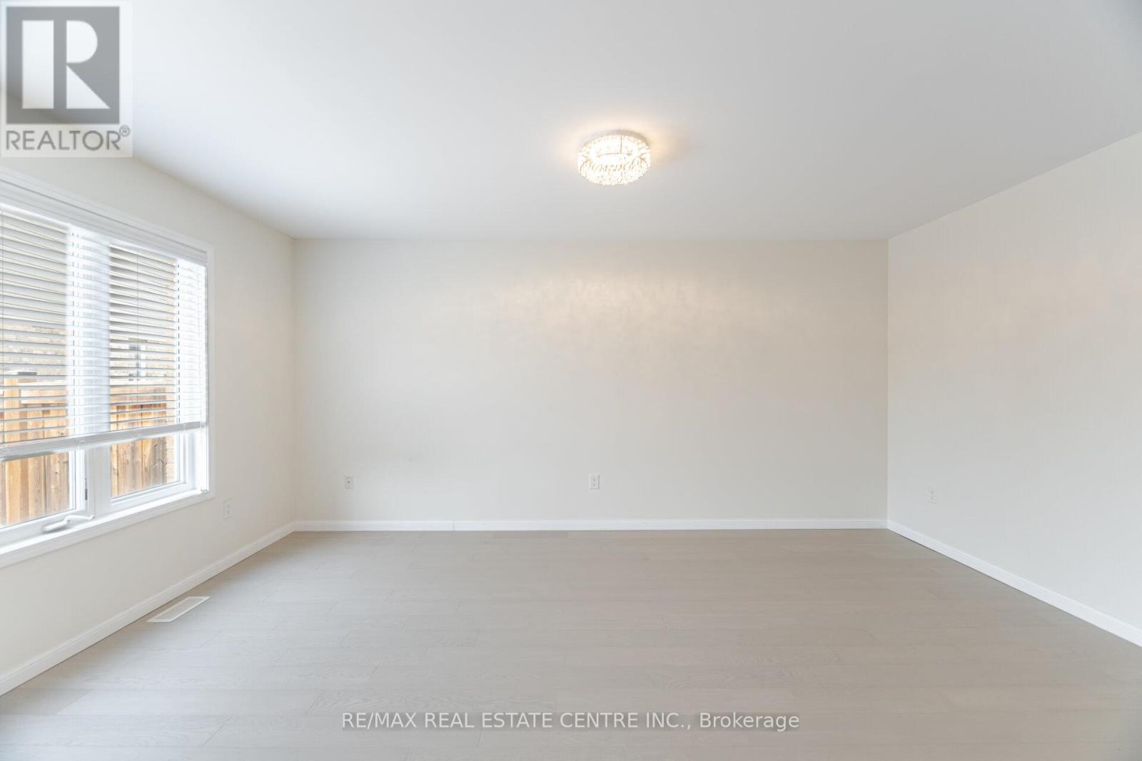 186 Gleave Terrace, Milton, Ontario  L9T 8N5 - Photo 12 - W12202195