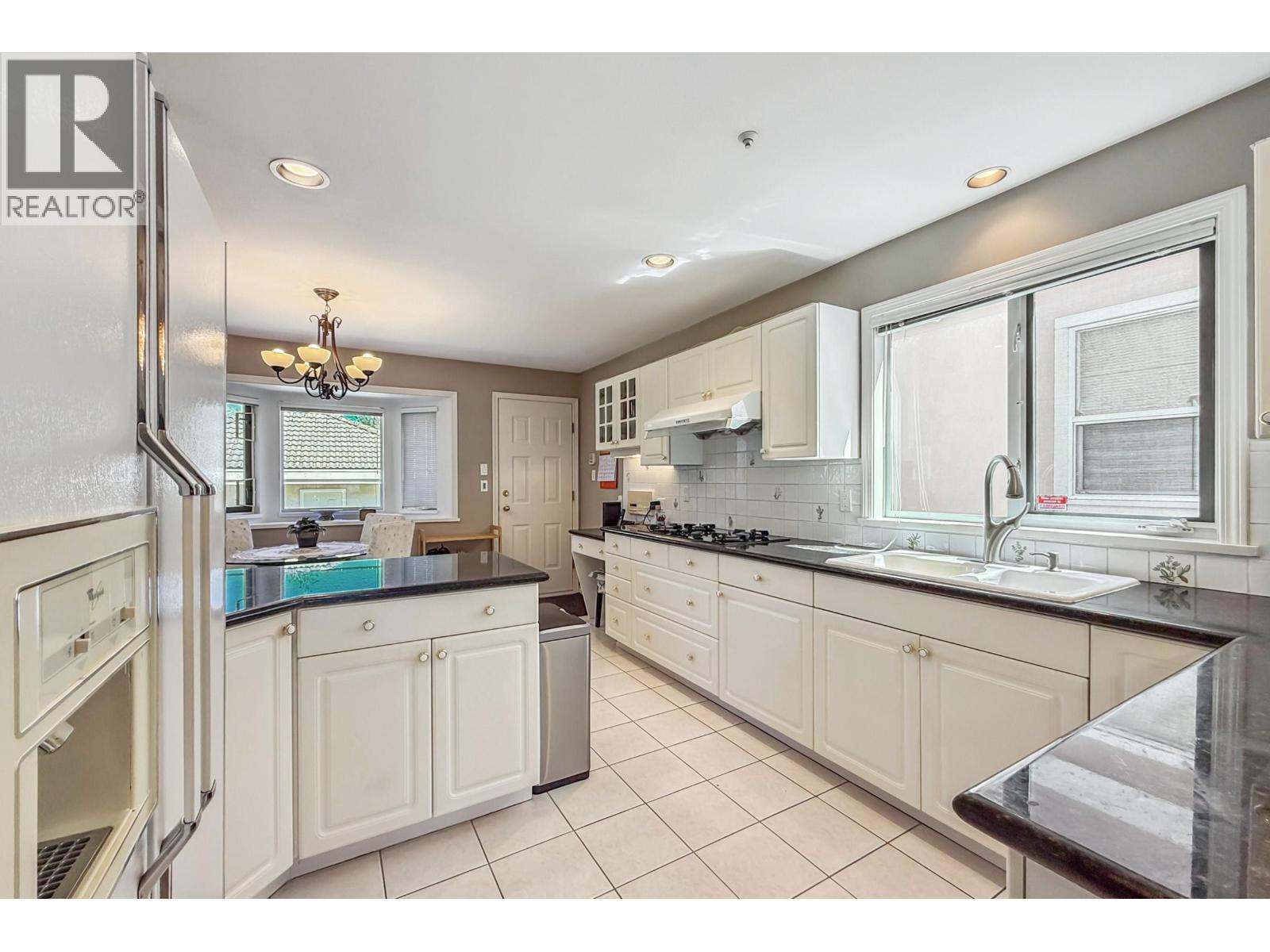 2755 W 20th Avenue, Vancouver, British Columbia  V6L 1H1 - Photo 13 - R3028481