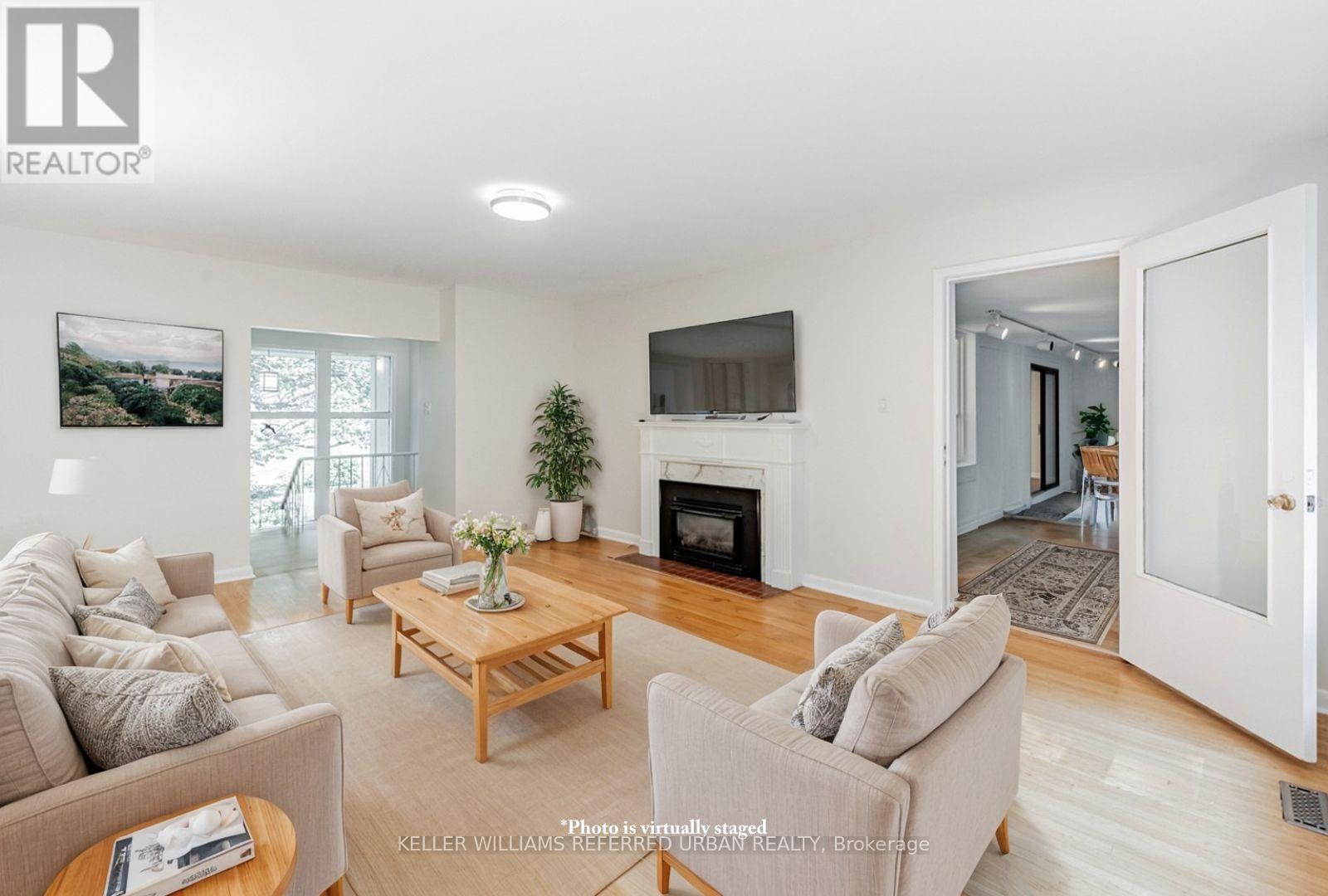 15 York Valley Crescent, Toronto, Ontario  M2P 1A8 - Photo 6 - C12392609