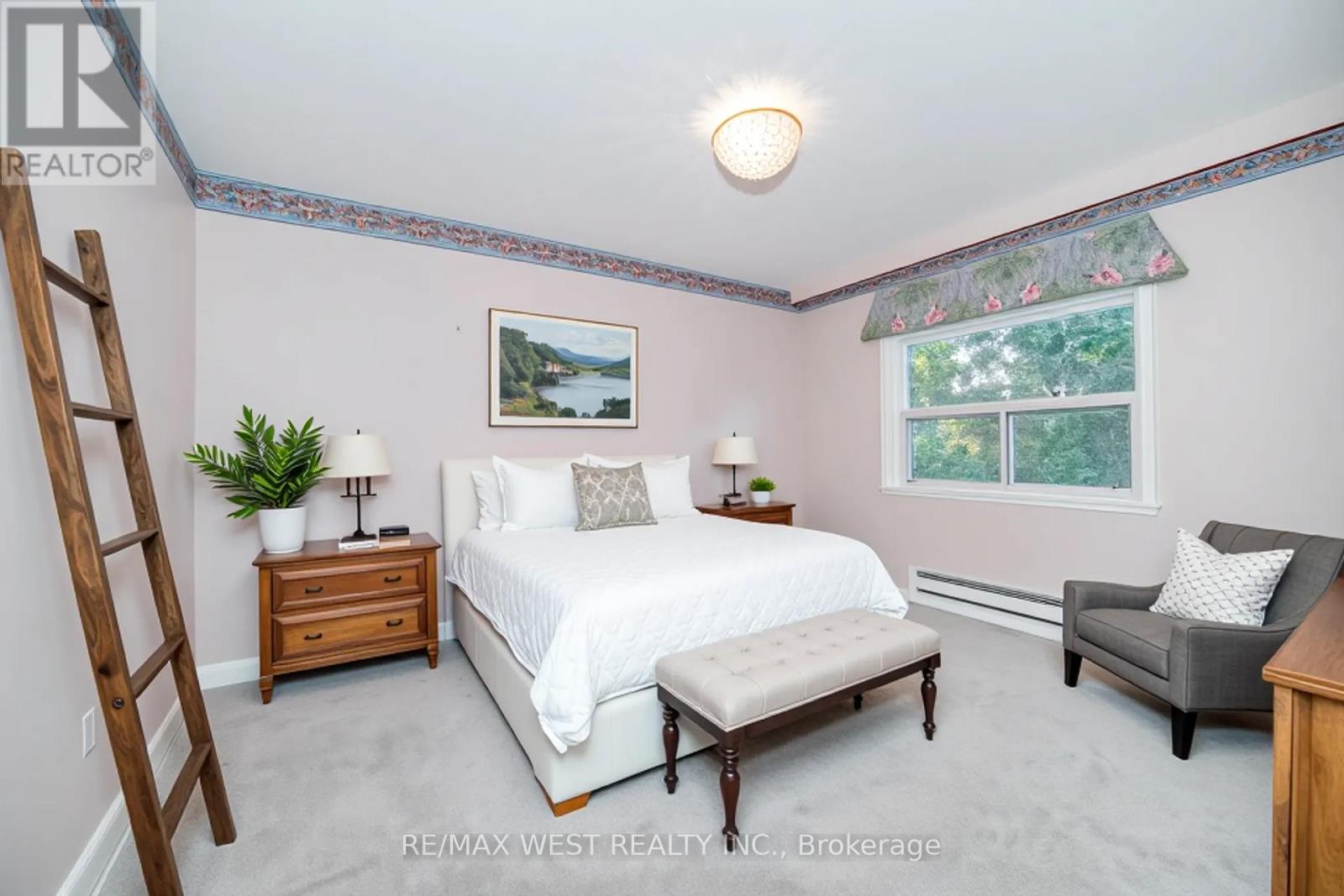 208 Park Home Avenue, Toronto, Ontario  M2R 1A2 - Photo 6 - C12392647