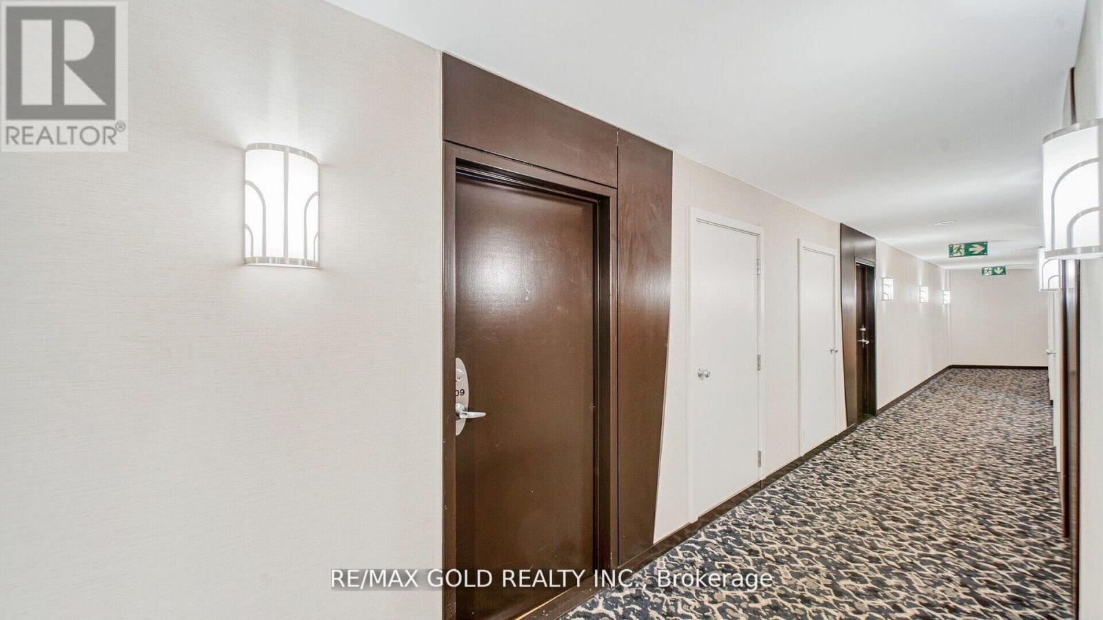 509 - 550 Queens Quay W, Toronto, Ontario  M5V 3M8 - Photo 4 - C12392650