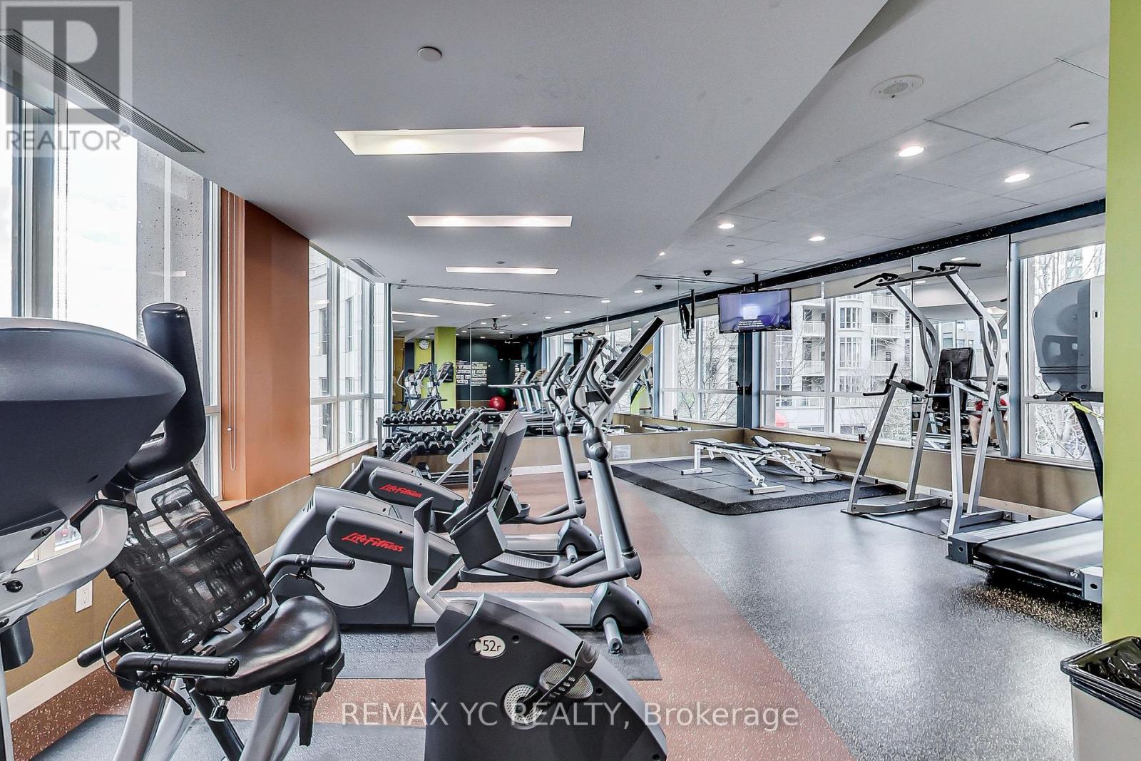 2001 - 10 Northtown Way, Toronto, Ontario  M2N 7L4 - Photo 21 - C12392674