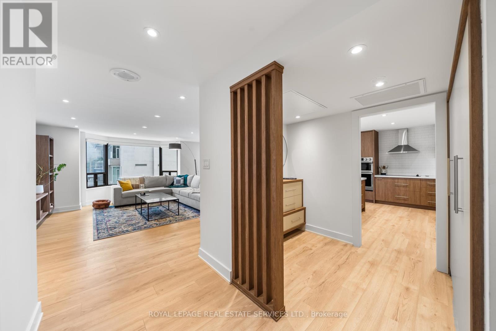 2008 - 175 Cumberland Street, Toronto, Ontario  M5R 3M9 - Photo 18 - C12392716