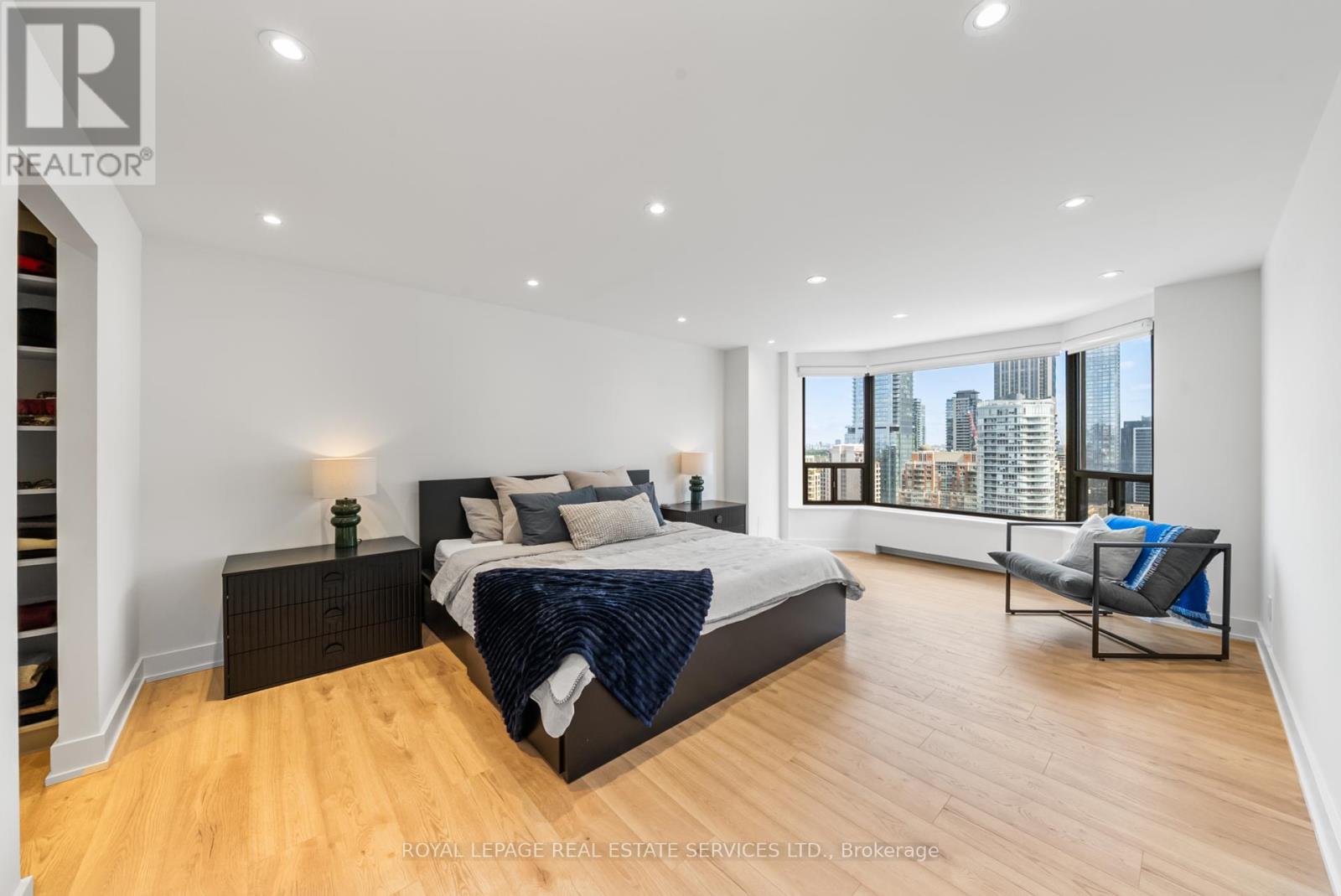 2008 - 175 Cumberland Street, Toronto, Ontario  M5R 3M9 - Photo 23 - C12392716