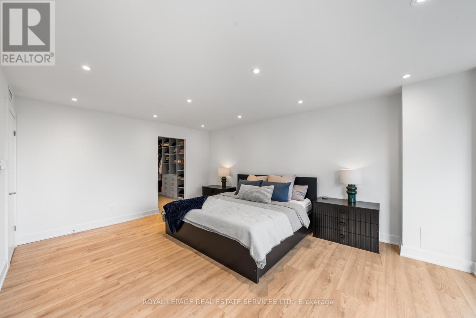 2008 - 175 Cumberland Street, Toronto, Ontario  M5R 3M9 - Photo 25 - C12392716