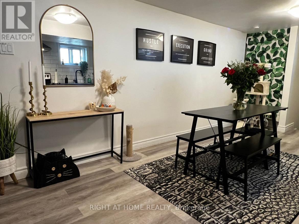 36 MINTWOOD DRIVE, Toronto, Ontario