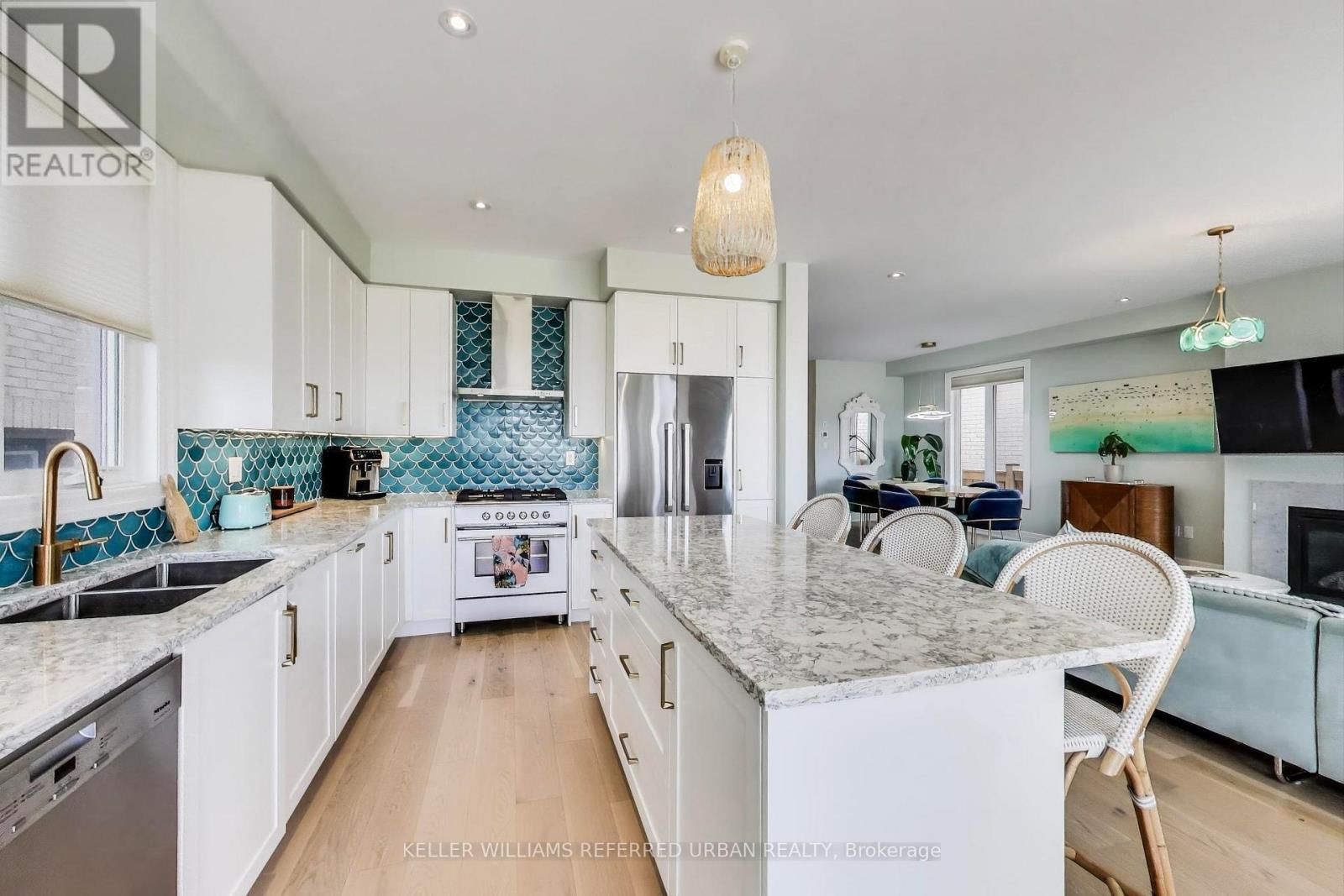59 Maskell Crescent, Whitby, Ontario  L1P 0J6 - Photo 9 - E12392601