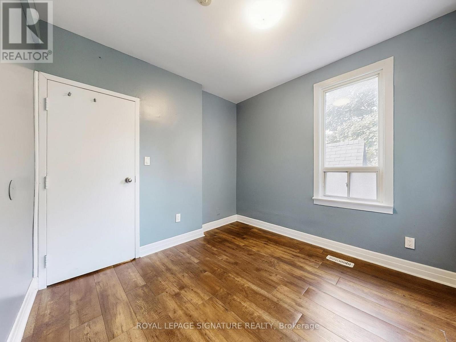 17 Austin Avenue, Toronto (South Riverdale), Ontario  M4M 1V7 - Photo 15 - E12392719