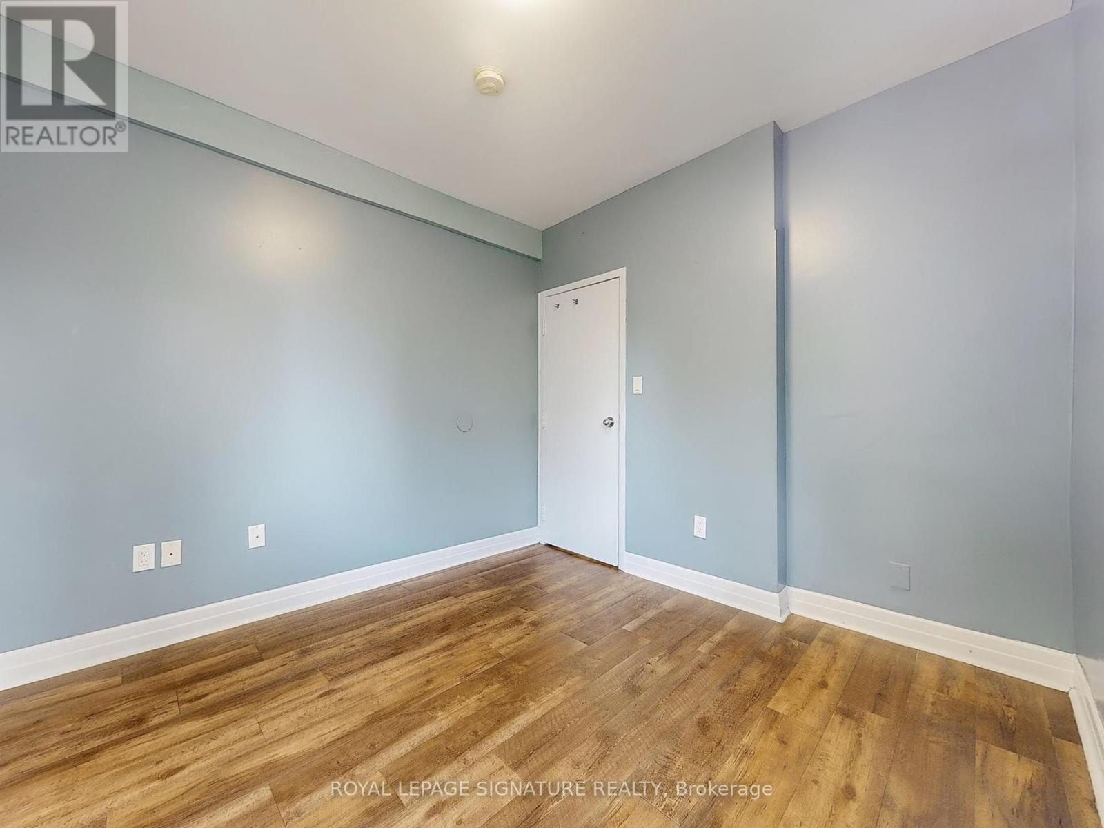 17 Austin Avenue, Toronto (South Riverdale), Ontario  M4M 1V7 - Photo 16 - E12392719