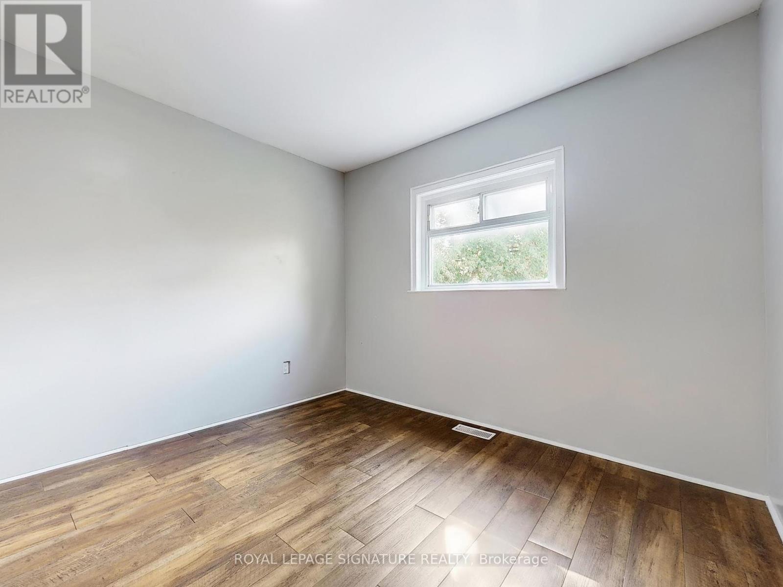 17 Austin Avenue, Toronto (South Riverdale), Ontario  M4M 1V7 - Photo 23 - E12392719