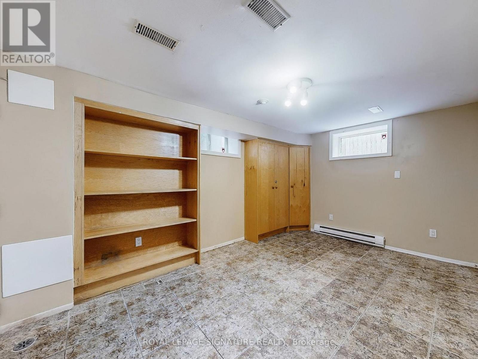 17 Austin Avenue, Toronto (South Riverdale), Ontario  M4M 1V7 - Photo 37 - E12392719