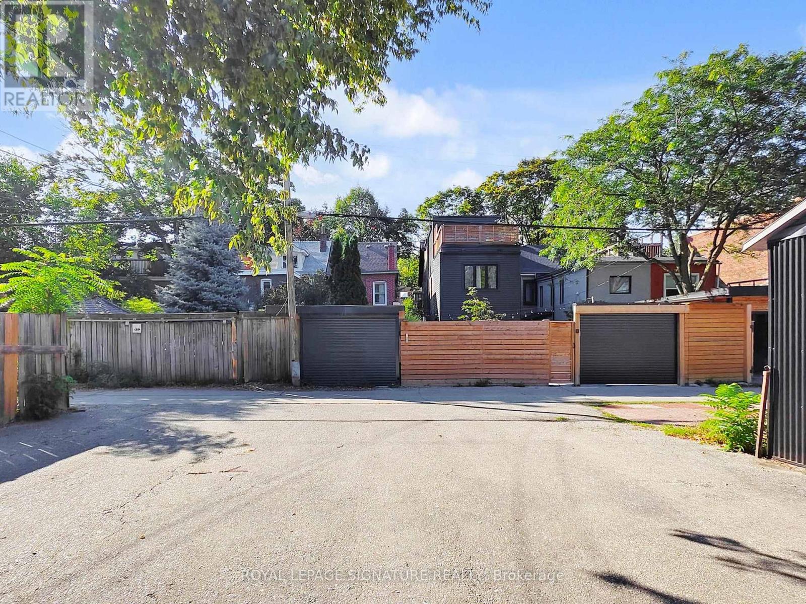 17 Austin Avenue, Toronto (South Riverdale), Ontario  M4M 1V7 - Photo 46 - E12392719