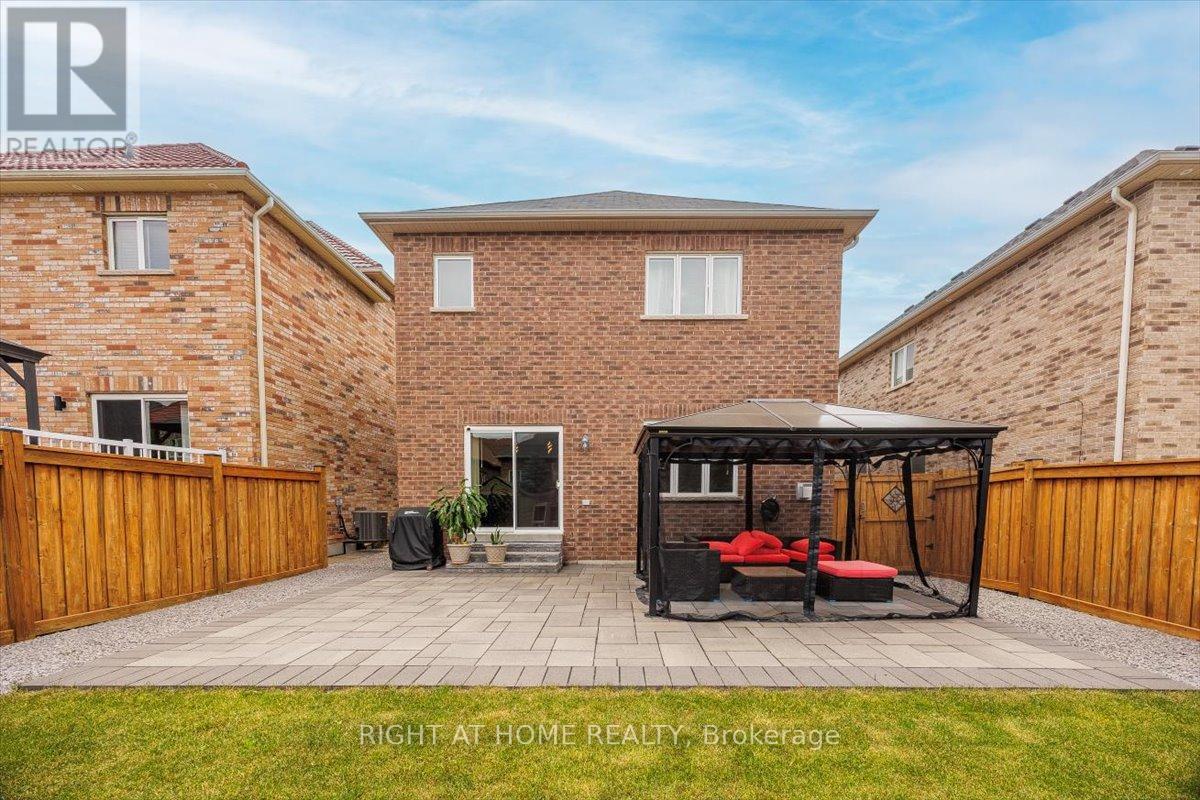 166 Gardiner Drive, Bradford West Gwillimbury, Ontario  L3Z 0J5 - Photo 26 - N12392627