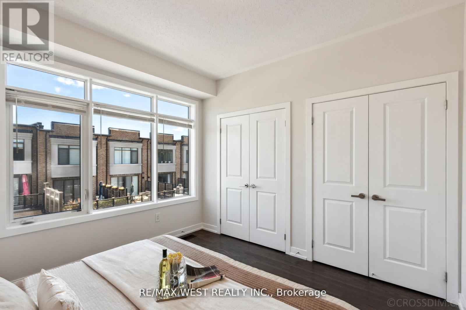 147 Salterton Circle, Vaughan, Ontario  L6A 2Z2 - Photo 15 - N12392680