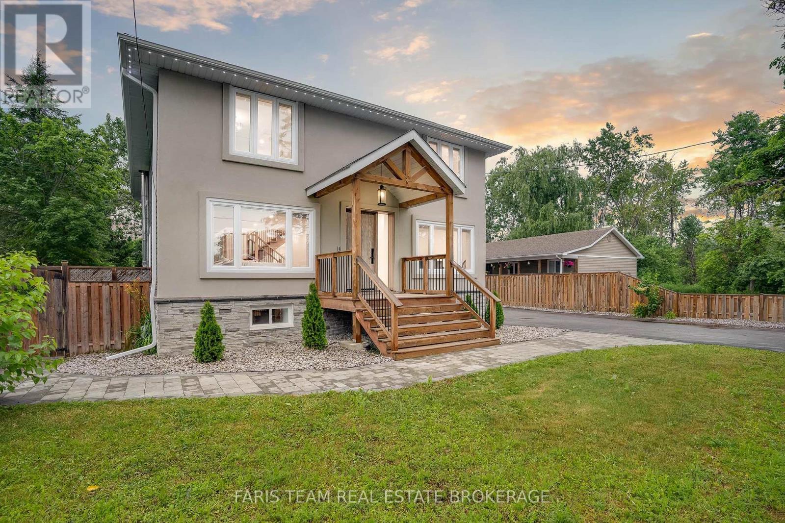 1174 Belle Aire Beach Road, Innisfil, Ontario  L0L 1C0 - Photo 2 - N12392725