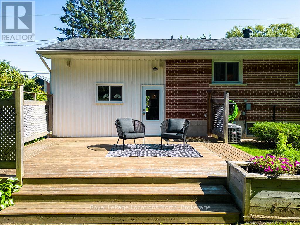 64 Ivan Street, Meaford, Ontario  N4L 1C8 - Photo 17 - X12392739