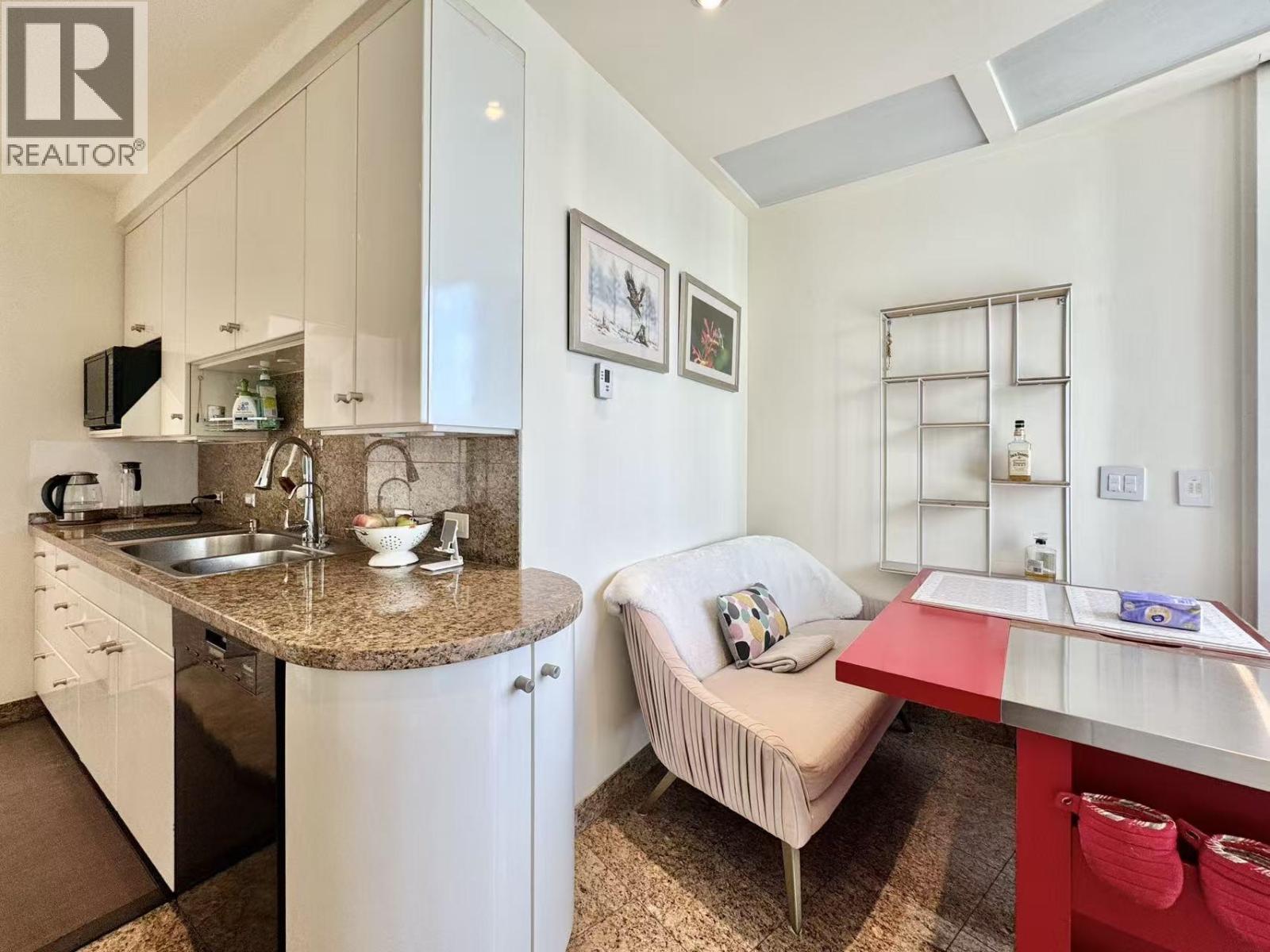 388 Drake Street, Vancouver, British Columbia  V6B 6A8 - Photo 29 - R3043405