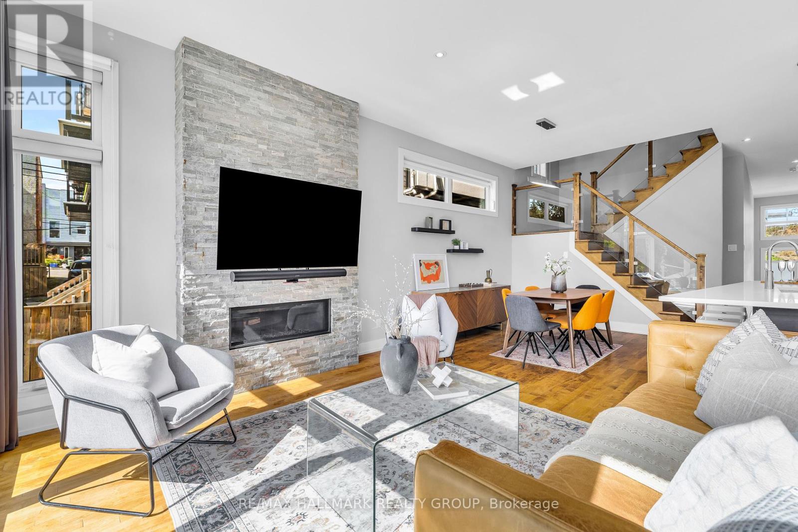 42b Young Street, Ottawa, Ontario  K1S 3H7 - Photo 12 - X12392776