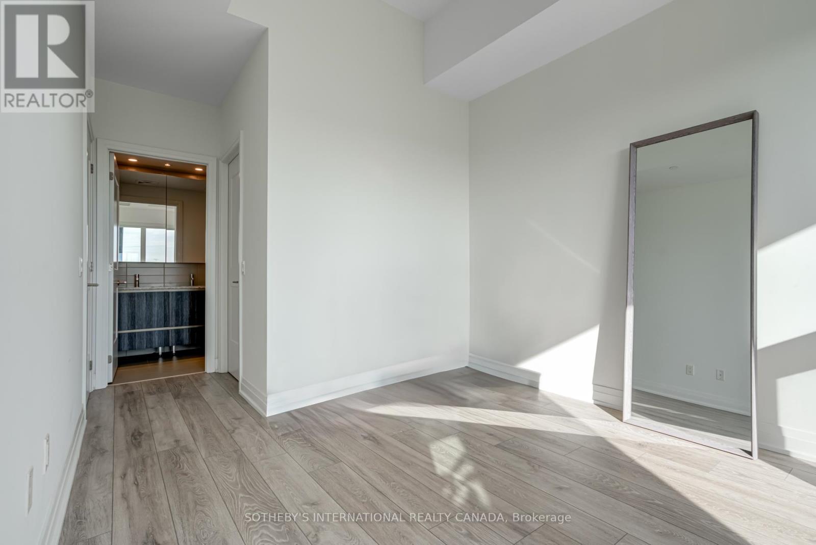 707 - 21 Park Street E, Mississauga (Port Credit), Ontario  L5G 0C2 - Photo 16 - W12392614