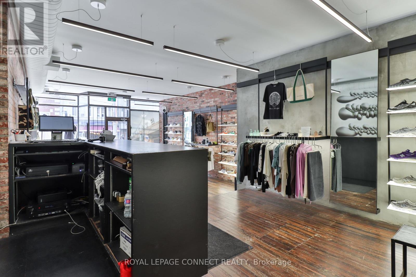 Main - 406 Roncesvalles Avenue, Toronto, Ontario  M6R 2M9 - Photo 11 - W12392710