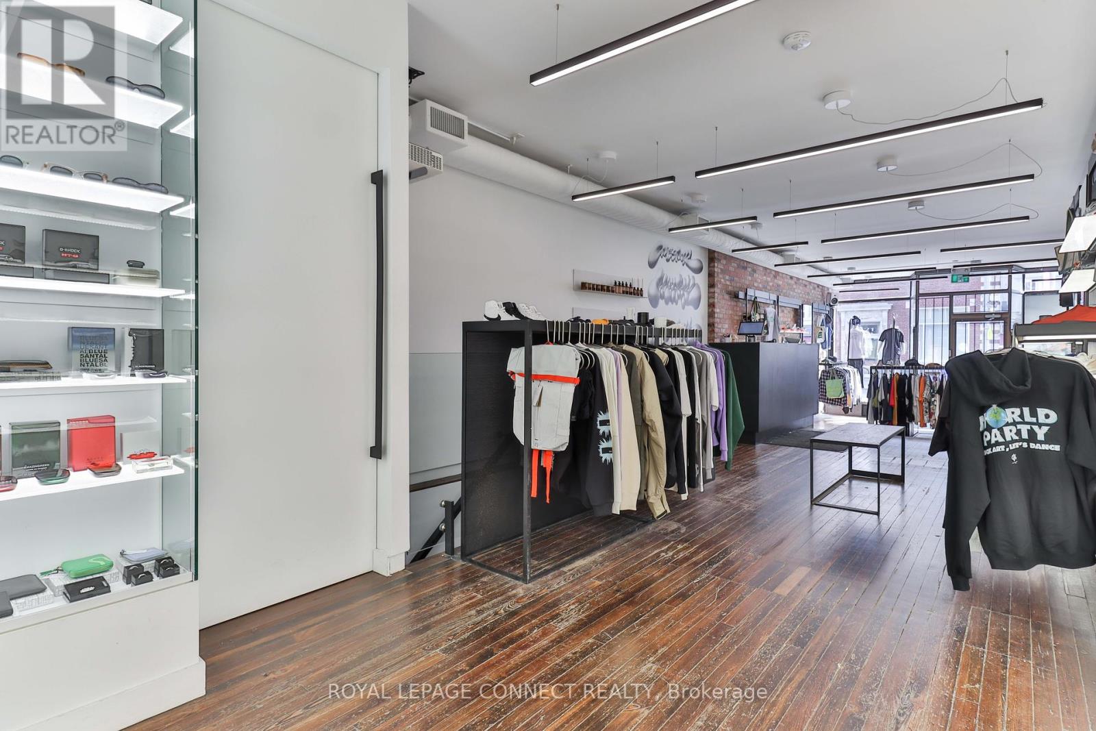 Main - 406 Roncesvalles Avenue, Toronto, Ontario  M6R 2M9 - Photo 15 - W12392710