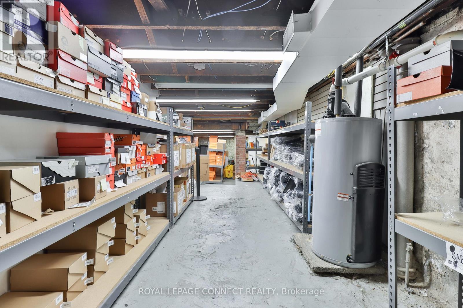 Main - 406 Roncesvalles Avenue, Toronto, Ontario  M6R 2M9 - Photo 16 - W12392710