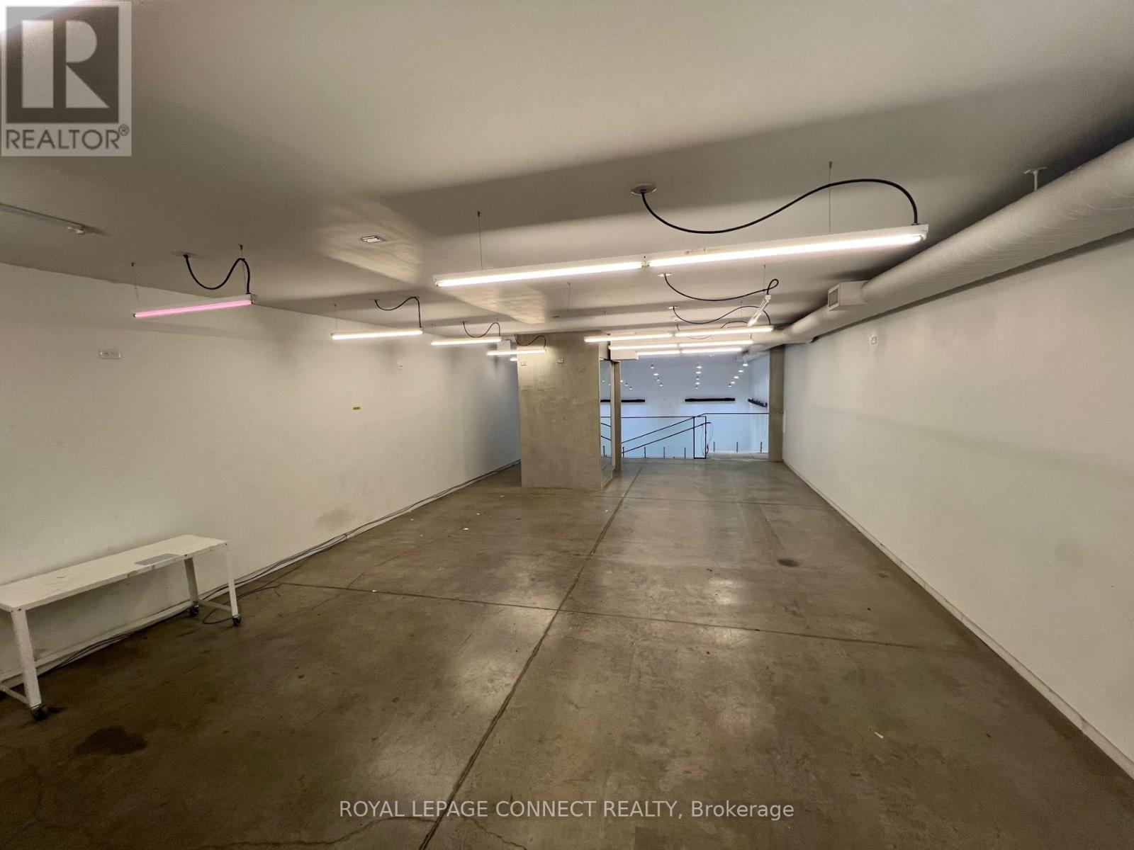 Main - 406 Roncesvalles Avenue, Toronto, Ontario  M6R 2M9 - Photo 18 - W12392710