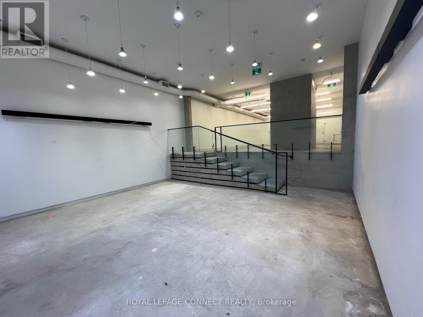 Main - 406 Roncesvalles Avenue, Toronto, Ontario  M6R 2M9 - Photo 23 - W12392710
