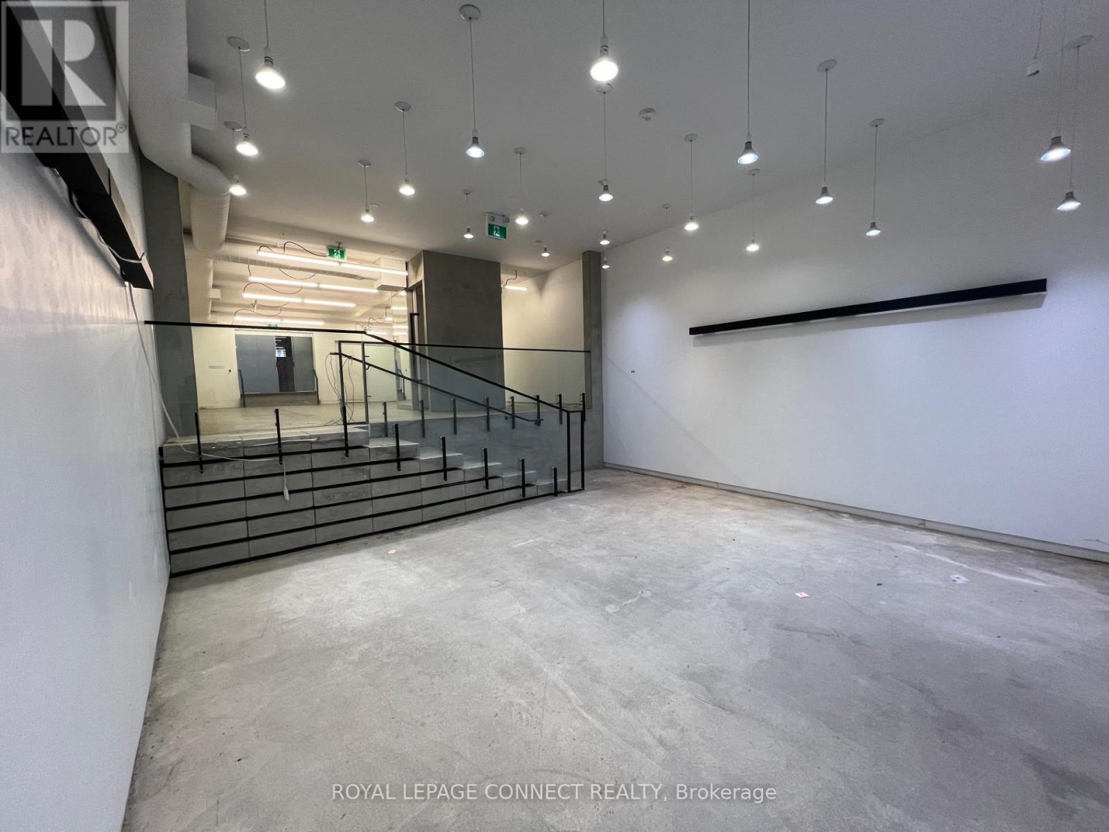 Main - 406 Roncesvalles Avenue, Toronto, Ontario  M6R 2M9 - Photo 24 - W12392710