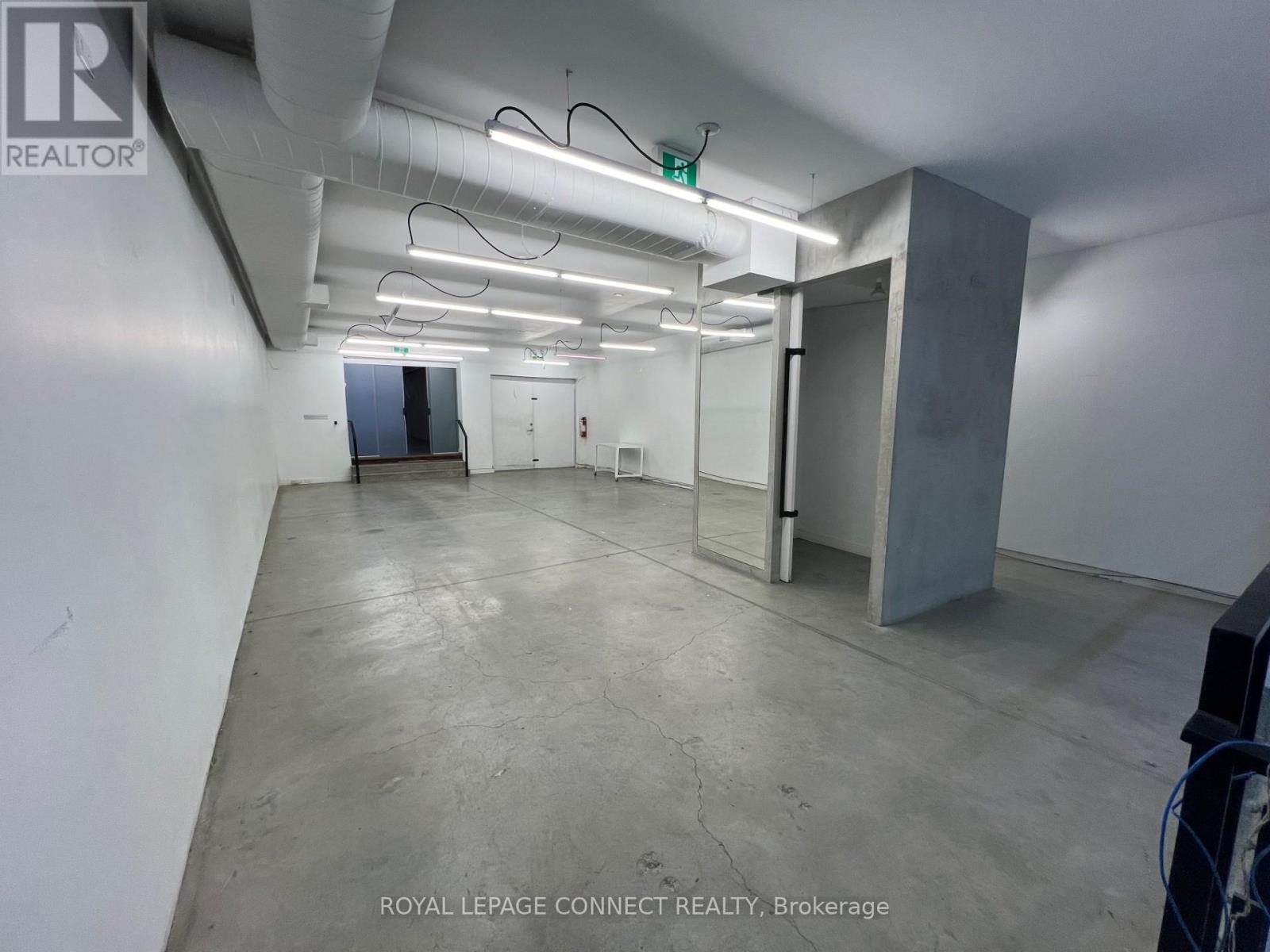 Main - 406 Roncesvalles Avenue, Toronto, Ontario  M6R 2M9 - Photo 26 - W12392710