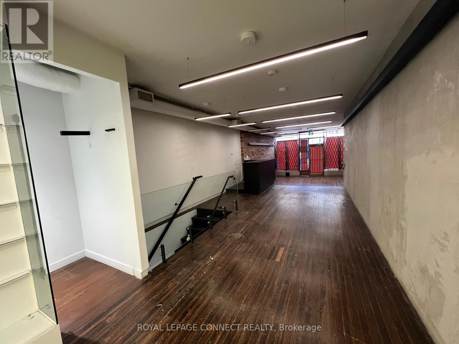 Main - 406 Roncesvalles Avenue, Toronto, Ontario  M6R 2M9 - Photo 28 - W12392710