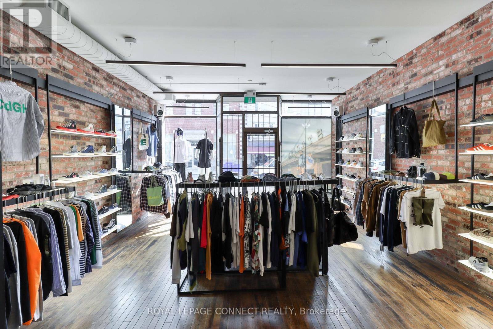 Main - 406 Roncesvalles Avenue, Toronto, Ontario  M6R 2M9 - Photo 6 - W12392710