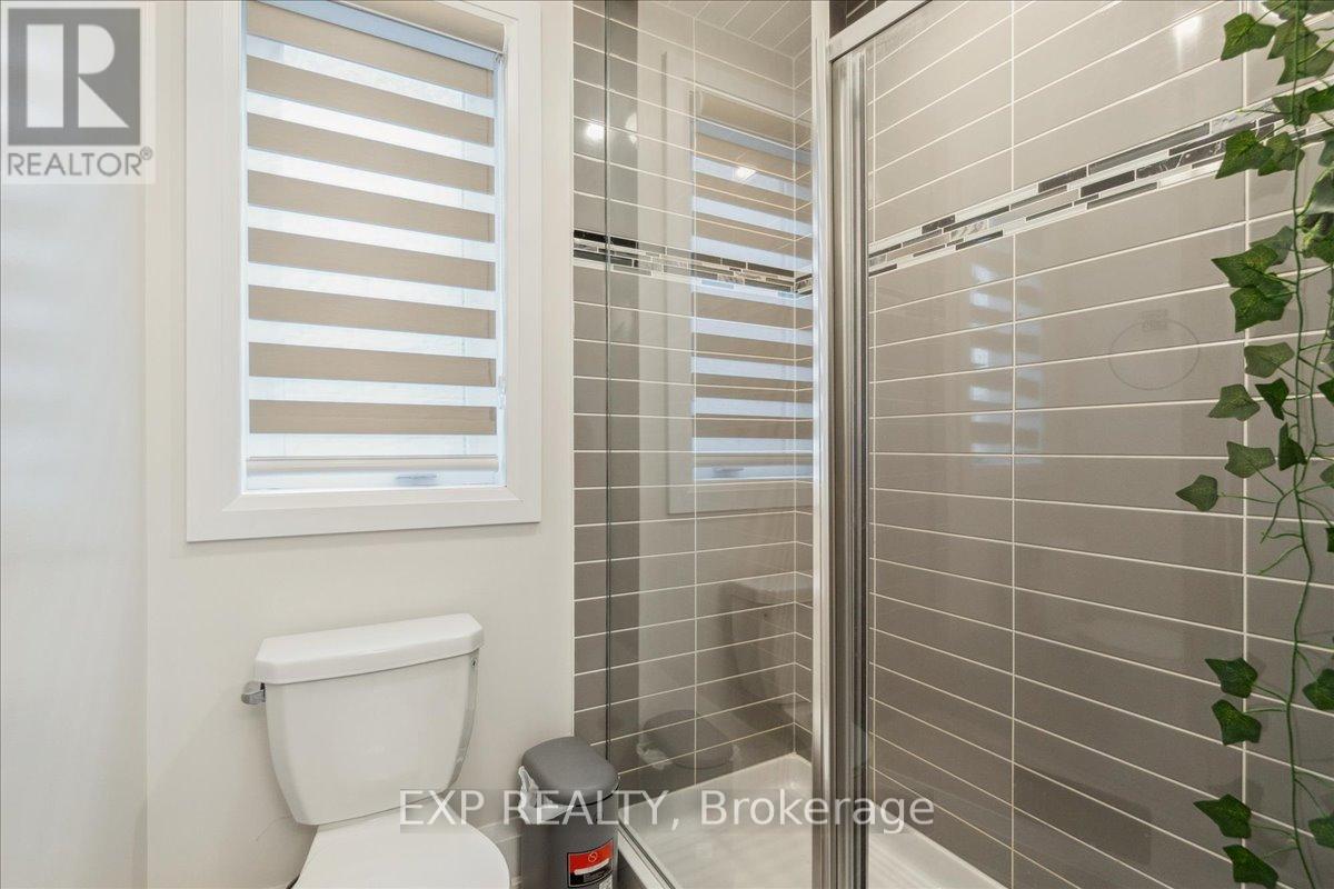79 Mevira Gardens, Oakville (Go Glenorchy), Ontario  L6H 7C5 - Photo 38 - W12392727