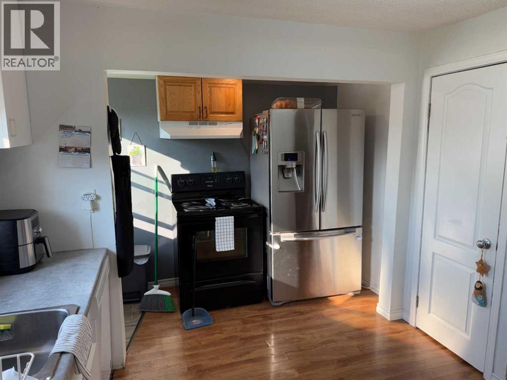 223 2 Street N, Vulcan, Alberta  T0L 2B0 - Photo 6 - A2255534