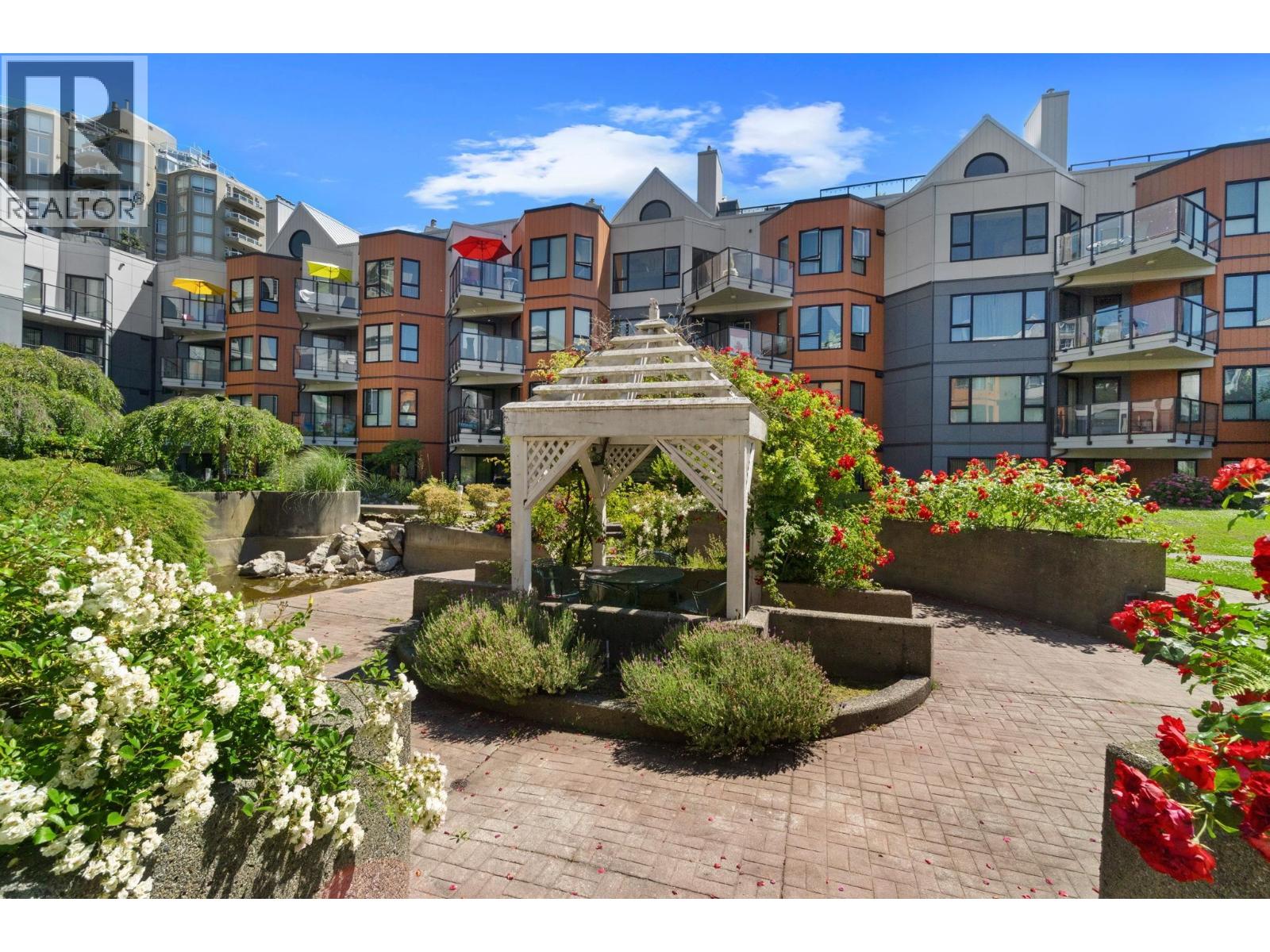 116 1150 Quayside Drive, New Westminster, British Columbia  V3M 6E1 - Photo 2 - R3045803