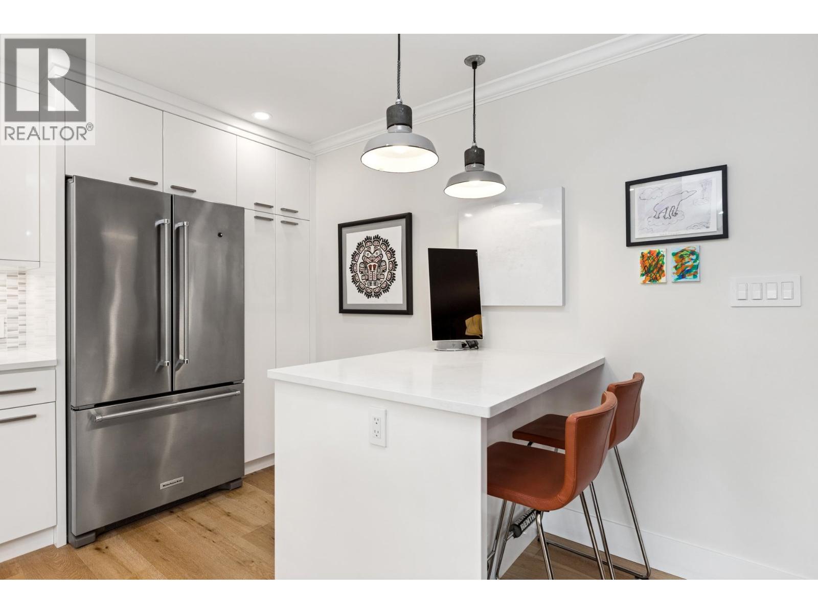 239 W 22nd Street, North Vancouver, British Columbia  V7M 2A2 - Photo 13 - R3045755