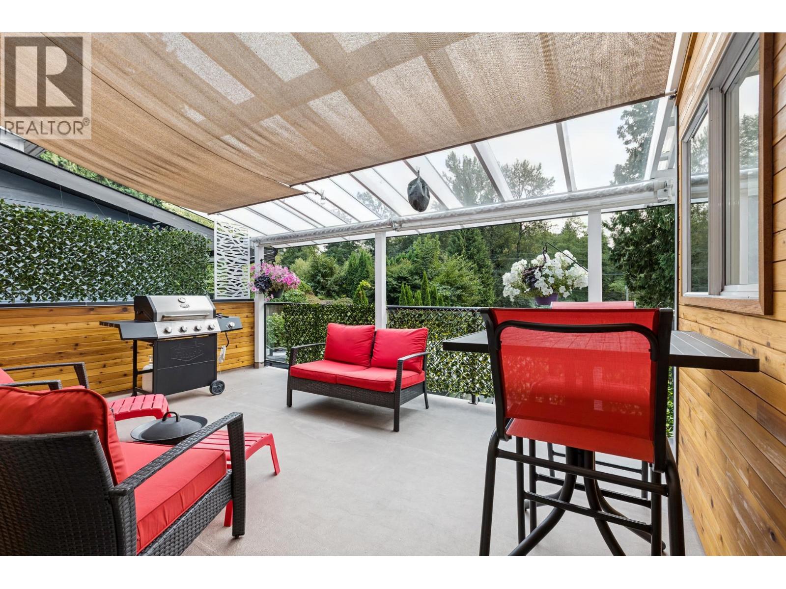 239 W 22nd Street, North Vancouver, British Columbia  V7M 2A2 - Photo 15 - R3045755