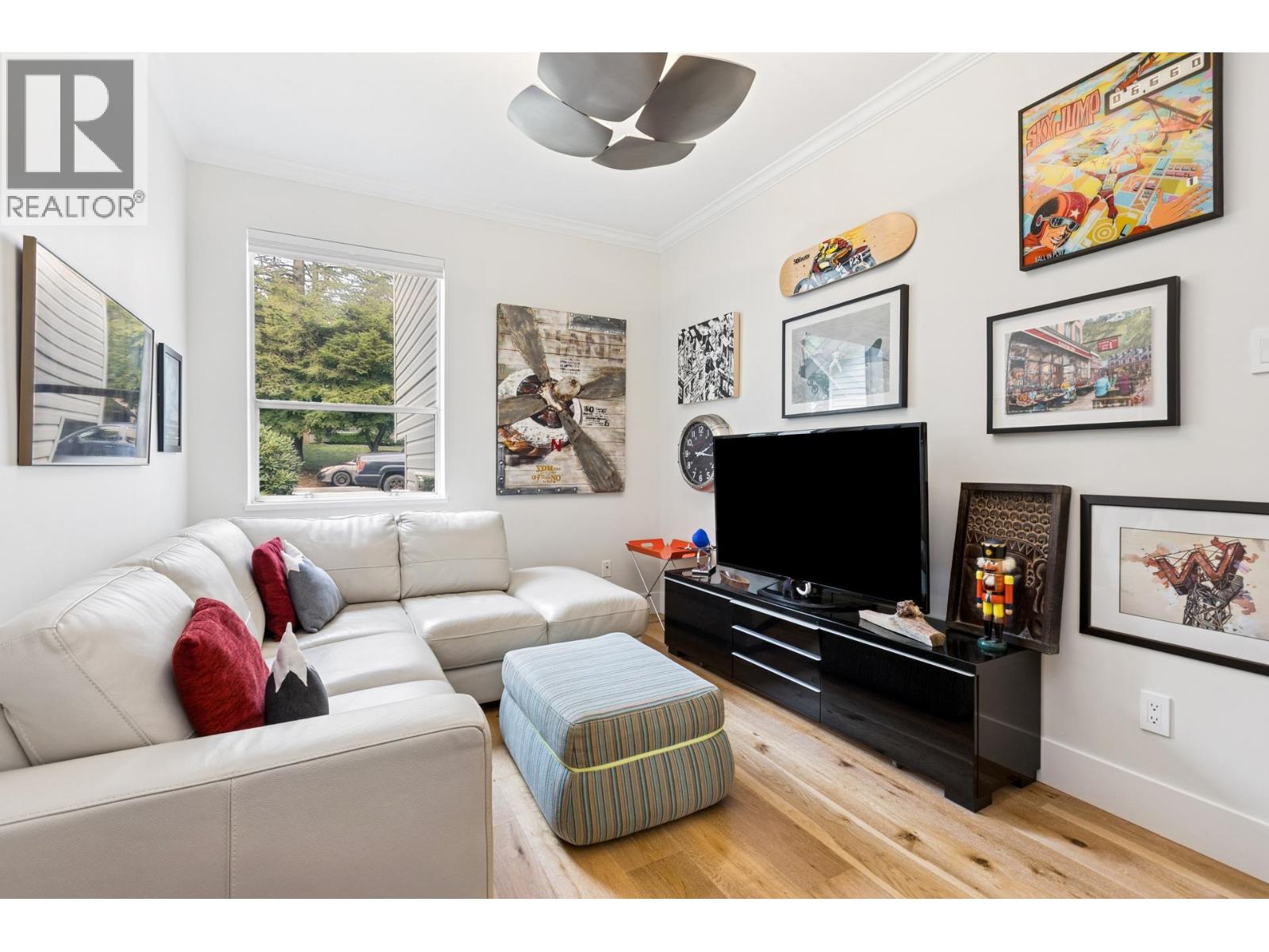 239 W 22nd Street, North Vancouver, British Columbia  V7M 2A2 - Photo 18 - R3045755