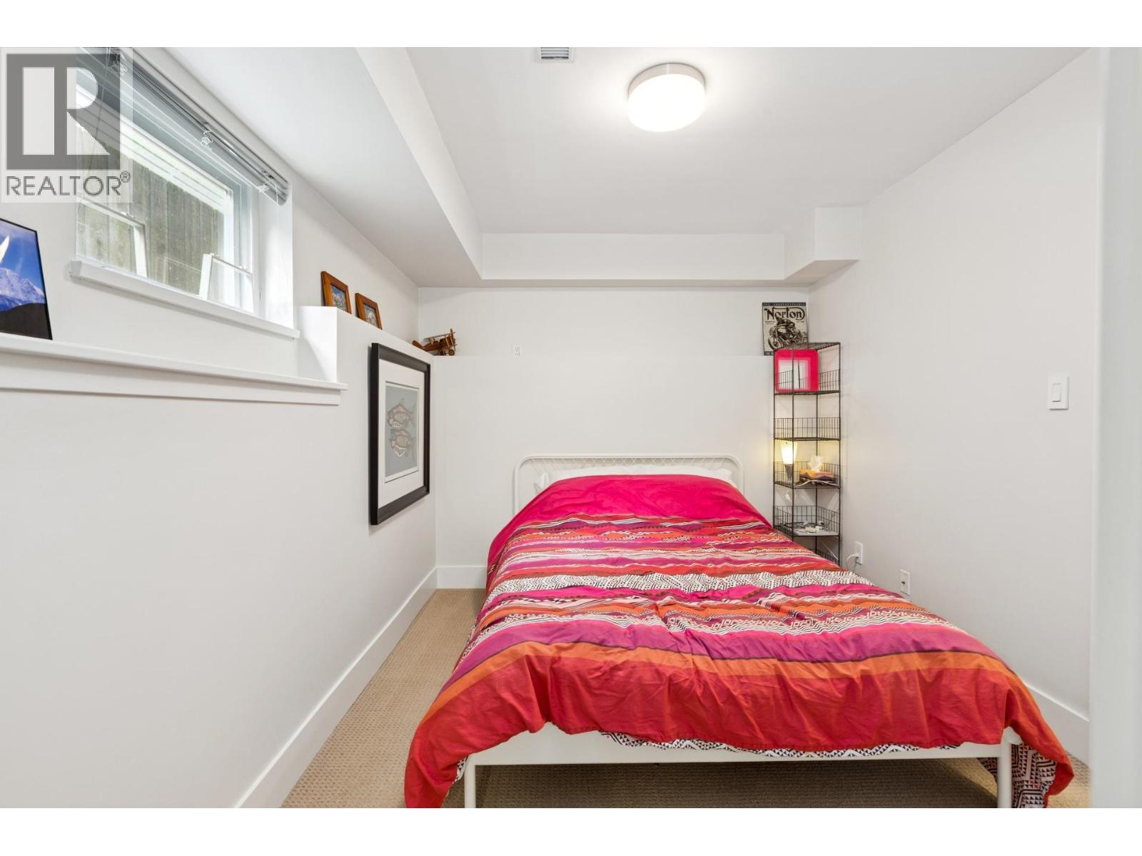 239 W 22nd Street, North Vancouver, British Columbia  V7M 2A2 - Photo 29 - R3045755