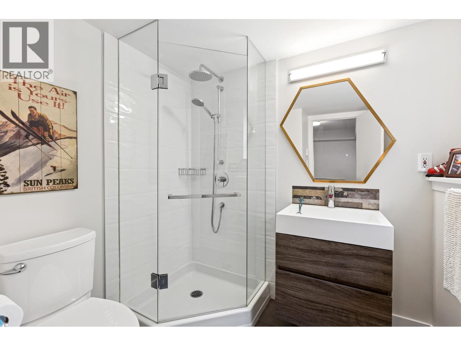 239 W 22nd Street, North Vancouver, British Columbia  V7M 2A2 - Photo 30 - R3045755